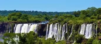 Iguazú Falls: A Natural Wonder!